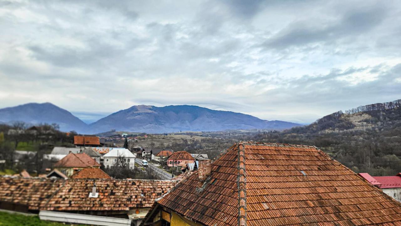 Pensiunea Tesoro Corbeni Exterior foto