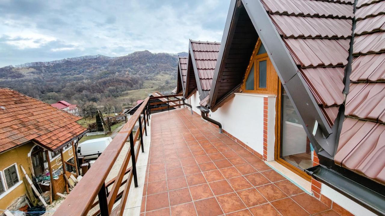 Pensiunea Tesoro Corbeni Exterior foto