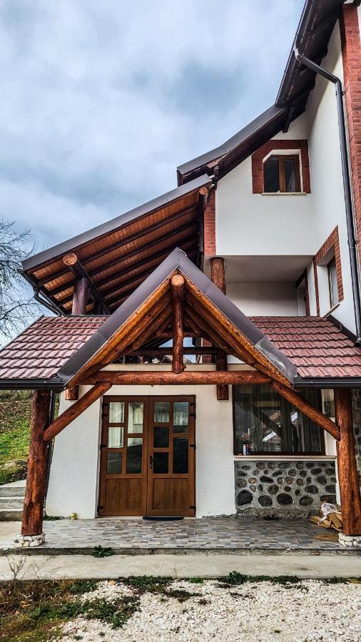 Pensiunea Tesoro Corbeni Exterior foto