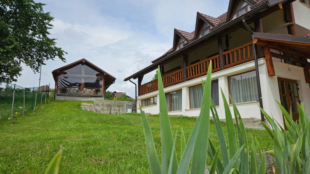 Pensiunea Tesoro Corbeni Exterior foto